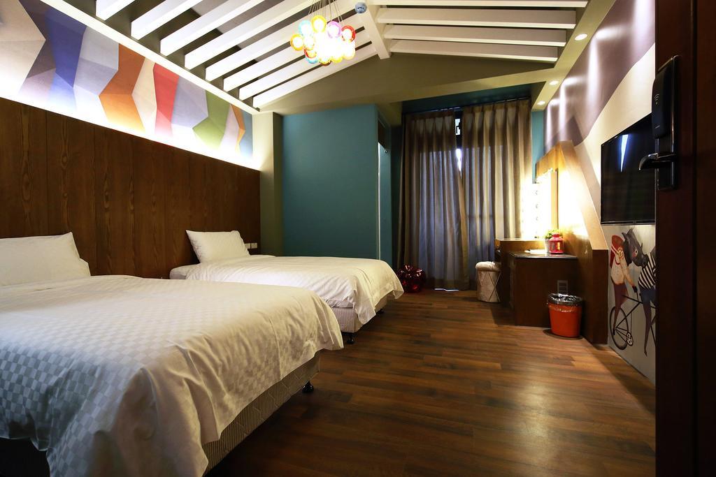 Buckingham Palace B&B Beipu Exterior photo