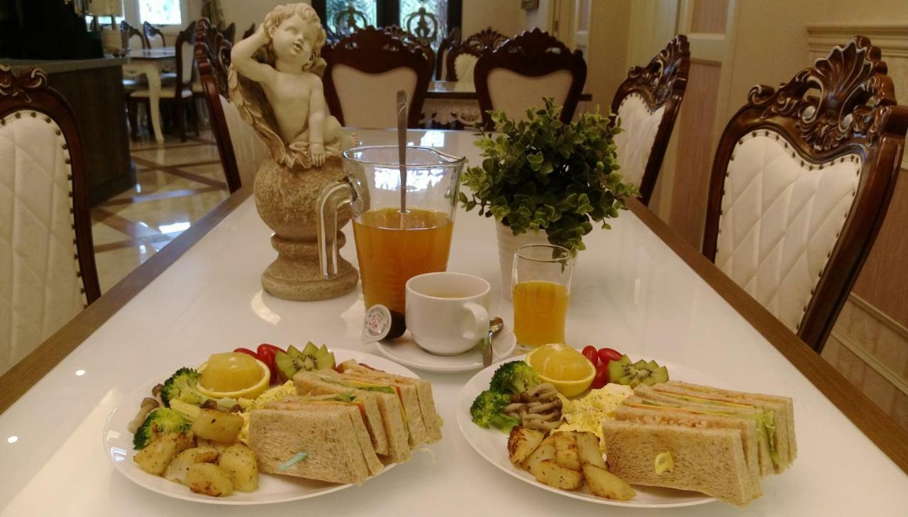 Buckingham Palace B&B Beipu Exterior photo